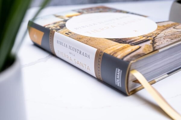 Biblia Ilustrada de la Tierra Santa